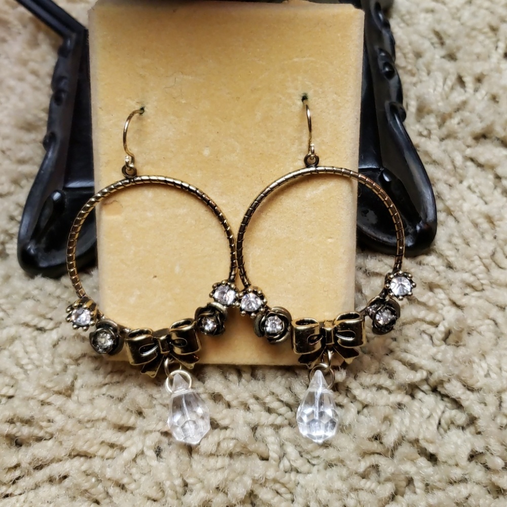 💥3/$10💥 Gold Bow Earrings